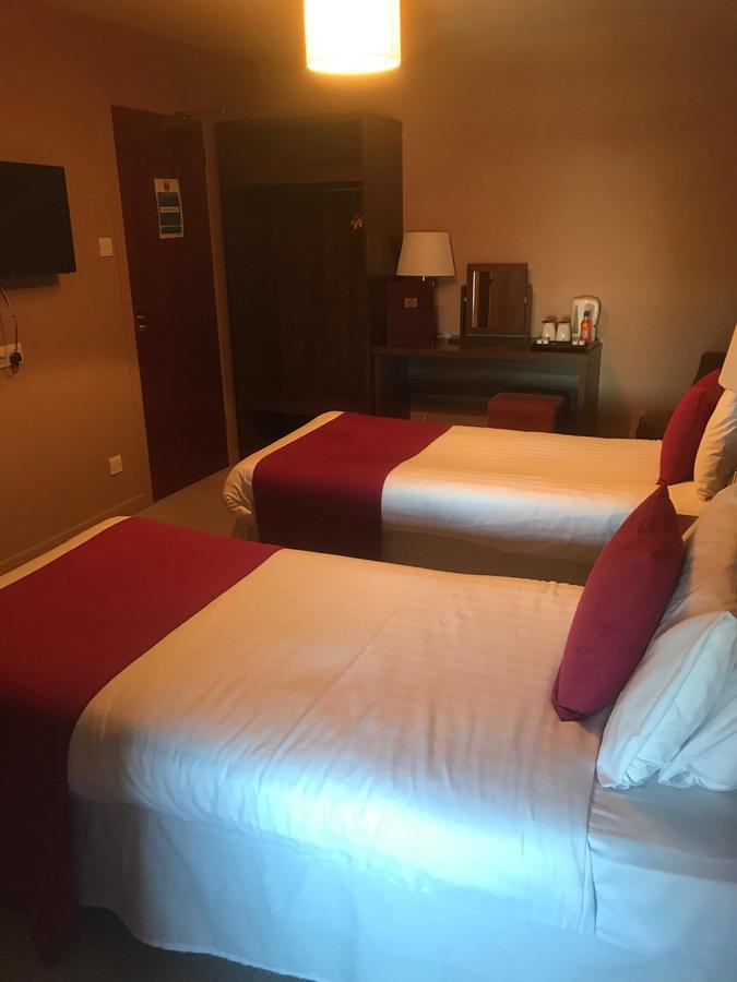 Chieftain Hotel إينفيرنيس المظهر الخارجي الصورة