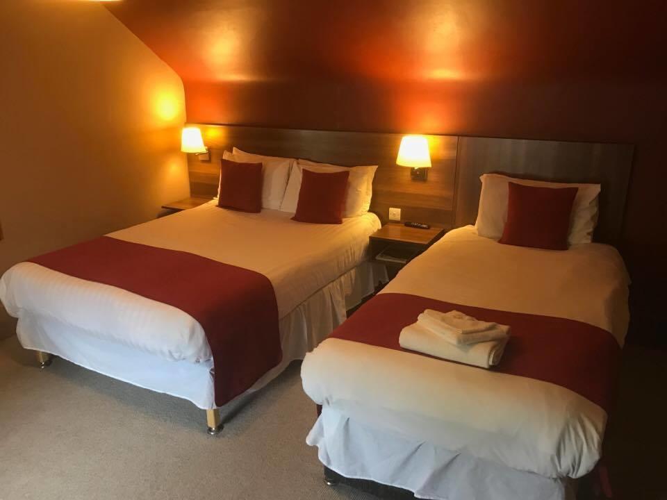 Chieftain Hotel إينفيرنيس المظهر الخارجي الصورة