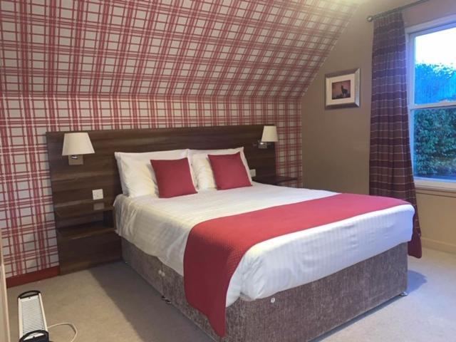 Chieftain Hotel إينفيرنيس المظهر الخارجي الصورة